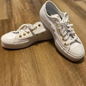 Converse Platform Leather White Shoes